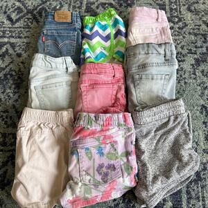 Lot of 9 Girl’s Shorts  Sz XS (4-5T) Cat and Jack, Levi’s & More | Summer Preppy